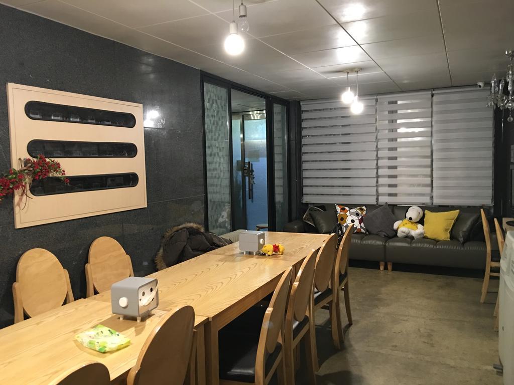 Hongdae Pencil Guesthouse Seul Zewnętrze zdjęcie