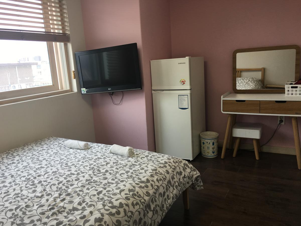 Hongdae Pencil Guesthouse Seul Zewnętrze zdjęcie