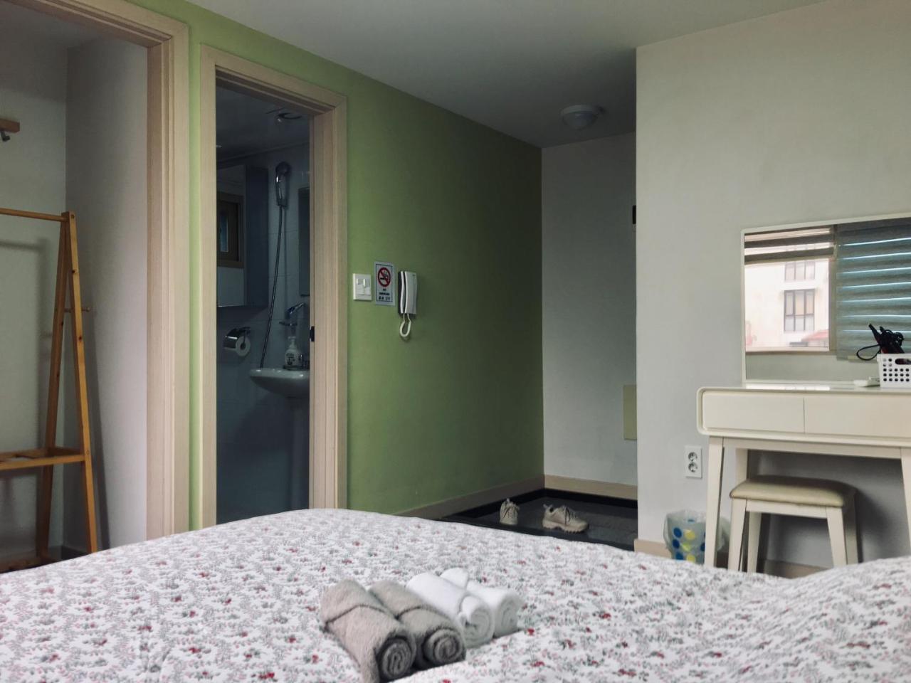 Hongdae Pencil Guesthouse Seul Zewnętrze zdjęcie