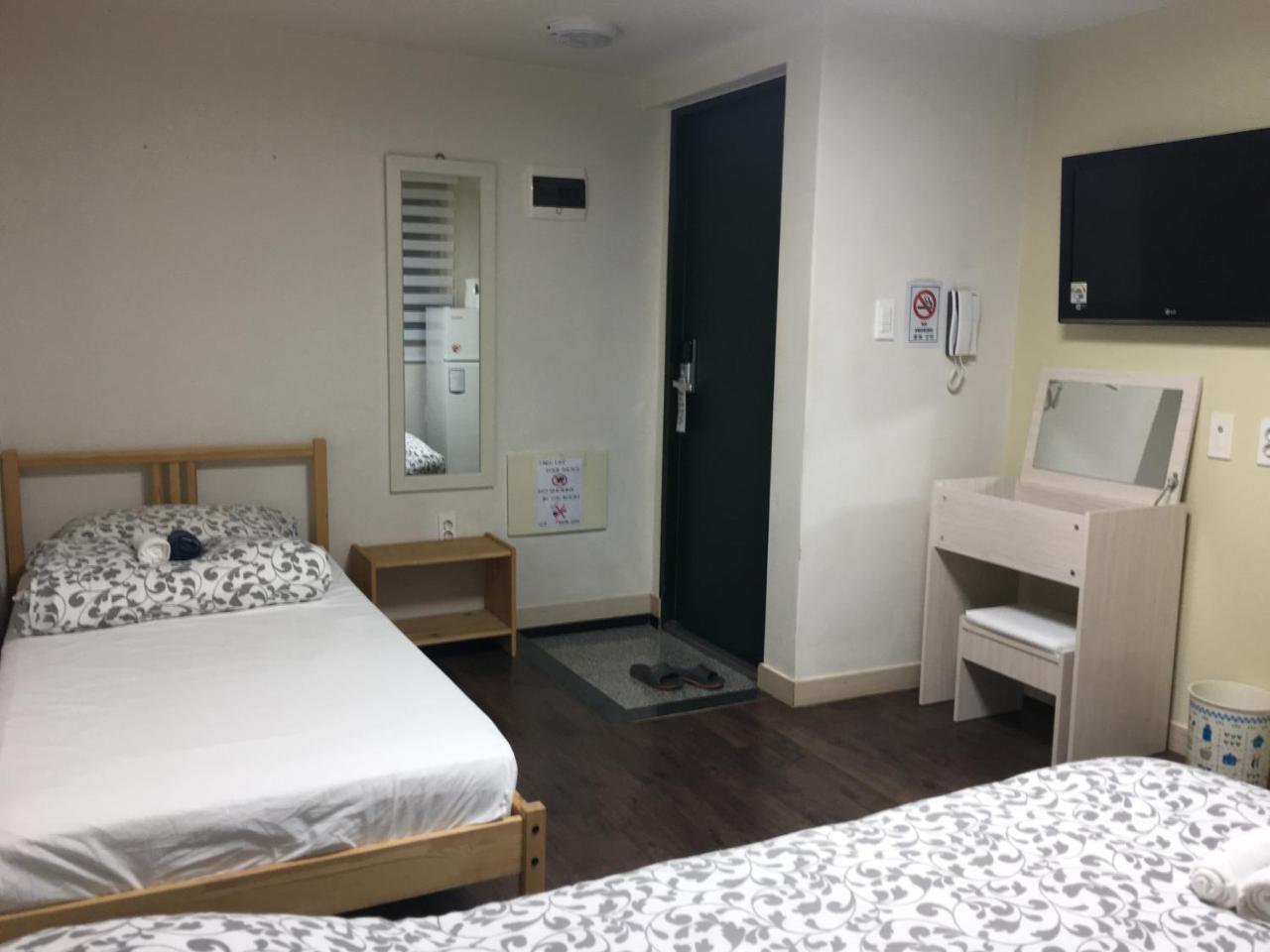 Hongdae Pencil Guesthouse Seul Zewnętrze zdjęcie