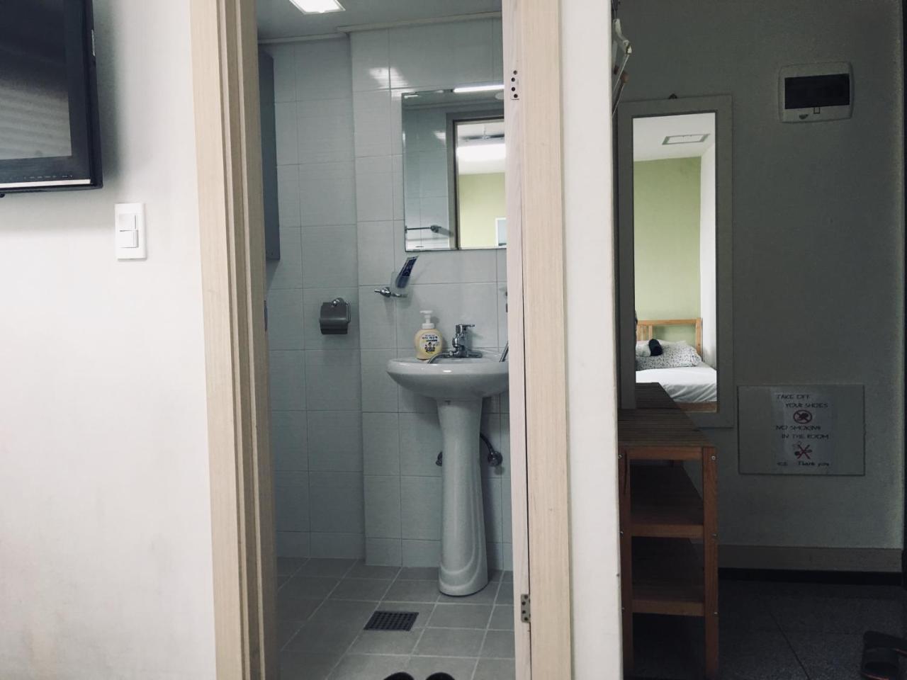 Hongdae Pencil Guesthouse Seul Zewnętrze zdjęcie