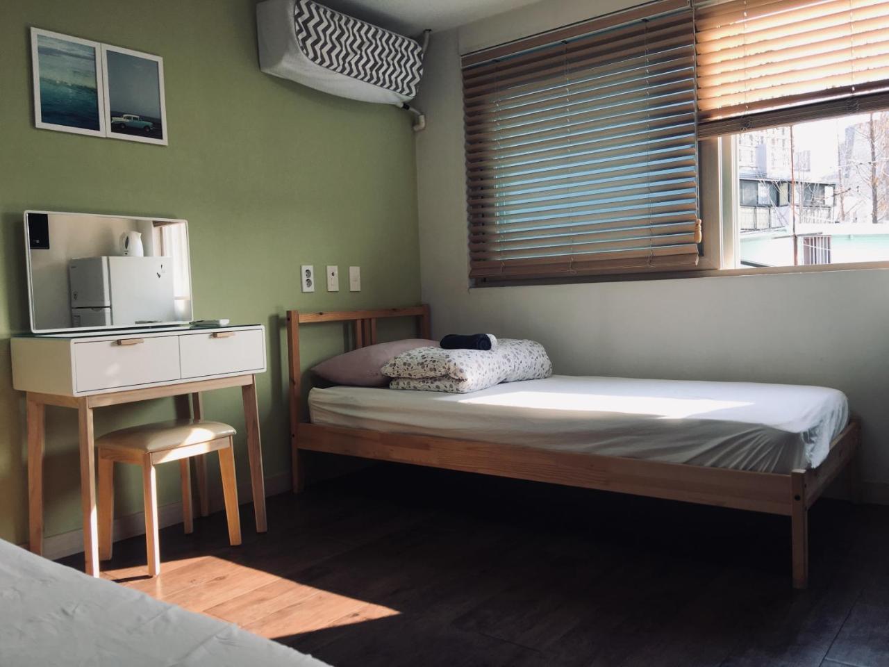 Hongdae Pencil Guesthouse Seul Zewnętrze zdjęcie