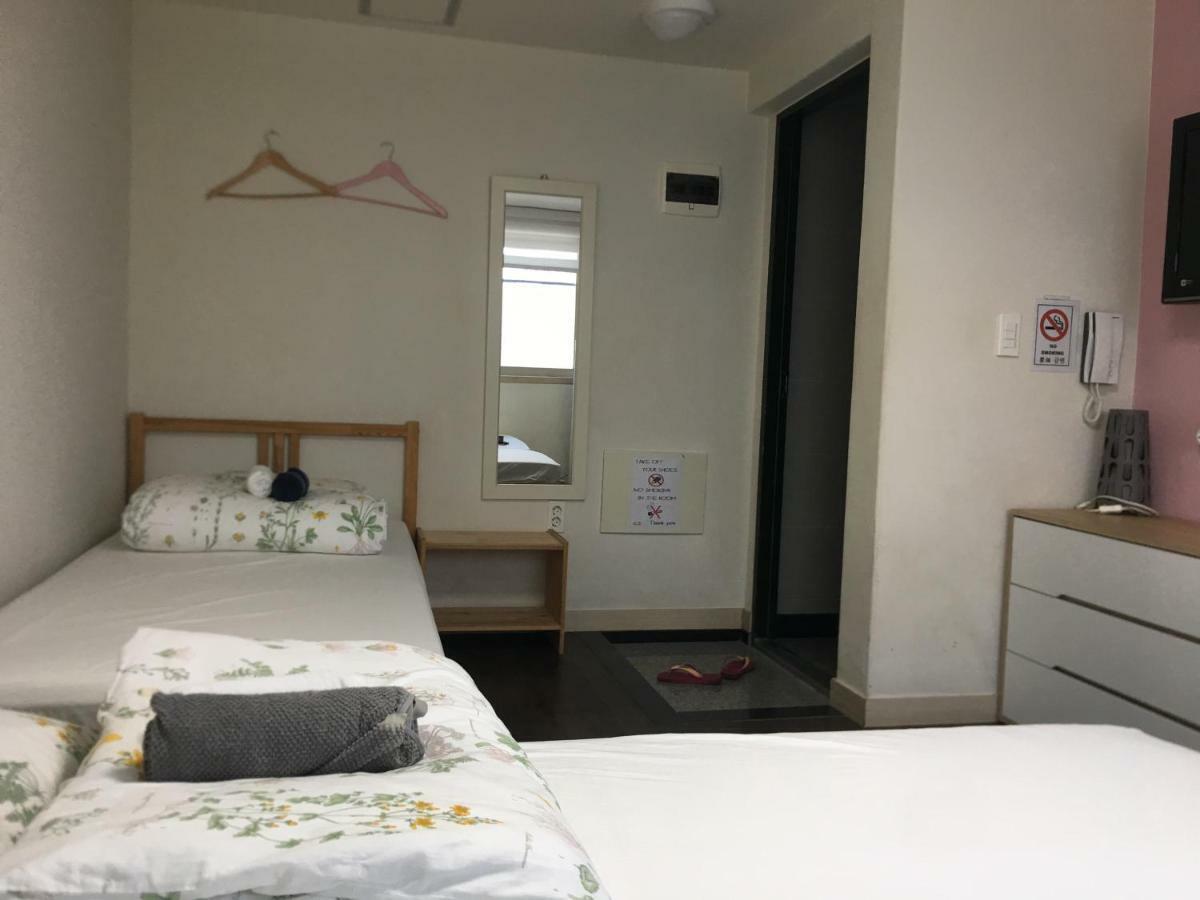 Hongdae Pencil Guesthouse Seul Zewnętrze zdjęcie
